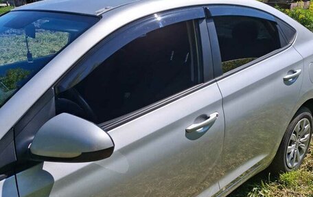 Hyundai Solaris II рестайлинг, 2021 год, 1 630 000 рублей, 6 фотография