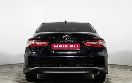 Toyota Camry, 2021 год, 2 795 000 рублей, 8 фотография