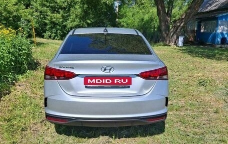 Hyundai Solaris II рестайлинг, 2021 год, 1 630 000 рублей, 3 фотография