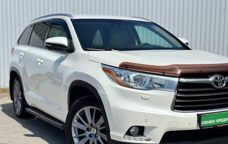 Toyota Highlander III, 2014 год, 2 700 000 рублей, 5 фотография