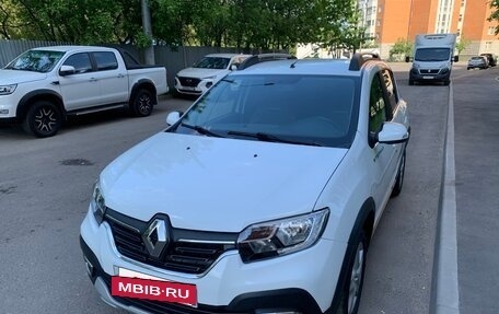 Renault Sandero II рестайлинг, 2021 год, 1 150 000 рублей, 2 фотография