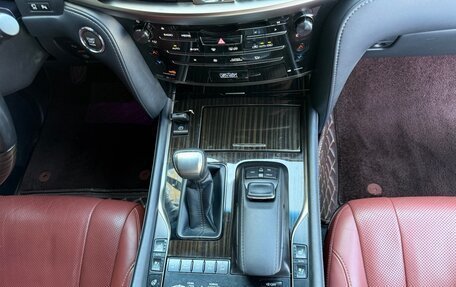 Lexus LX III, 2018 год, 7 600 000 рублей, 9 фотография