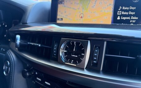 Lexus LX III, 2018 год, 7 600 000 рублей, 8 фотография