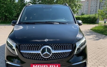 Mercedes-Benz V-Класс, 2020 год, 6 100 000 рублей, 5 фотография