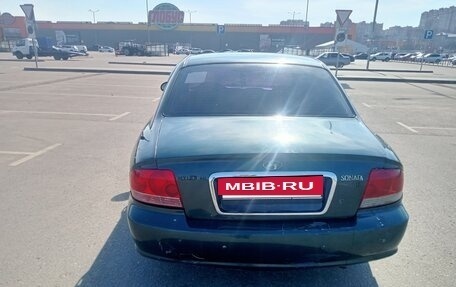 Hyundai Sonata IV рестайлинг, 2002 год, 330 000 рублей, 5 фотография