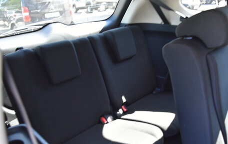 Mitsubishi Outlander III рестайлинг 3, 2021 год, 2 700 000 рублей, 7 фотография