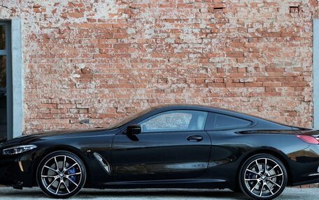 BMW 8 серия, 2022 год, 7 600 000 рублей, 6 фотография