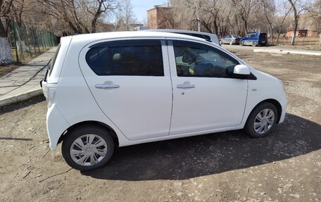 Daihatsu Mira e:S I рестайлинг, 2016 год, 649 999 рублей, 2 фотография