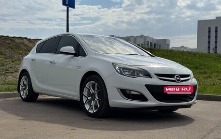 Opel Astra J, 2012 год, 900 000 рублей, 6 фотография