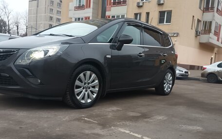 Opel Zafira C рестайлинг, 2013 год, 875 000 рублей, 4 фотография
