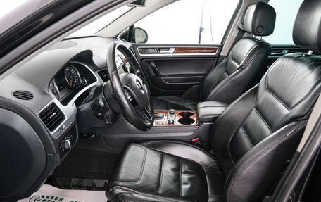 Volkswagen Touareg III, 2011 год, 2 599 000 рублей, 6 фотография