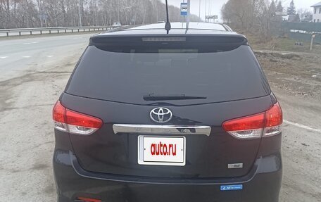 Toyota Wish II, 2011 год, 1 390 000 рублей, 3 фотография