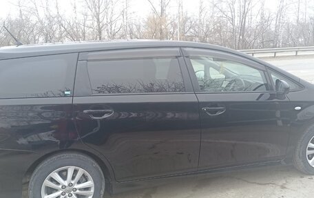 Toyota Wish II, 2011 год, 1 390 000 рублей, 2 фотография
