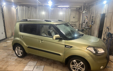 KIA Soul I рестайлинг, 2010 год, 730 000 рублей, 2 фотография