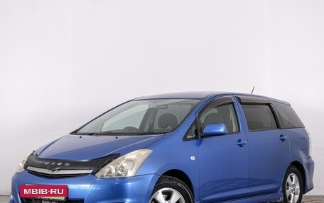 Toyota Wish II, 2005 год, 879 000 рублей, 2 фотография