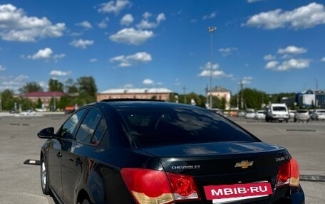 Chevrolet Cruze II, 2011 год, 660 000 рублей, 3 фотография