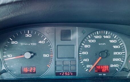 Audi A6, 1996 год, 945 000 рублей, 15 фотография