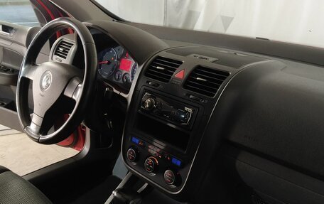 Volkswagen Golf V, 2006 год, 599 000 рублей, 7 фотография