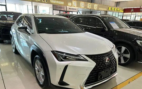 Lexus UX I, 2021 год, 2 617 000 рублей, 3 фотография