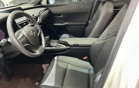 Lexus UX I, 2021 год, 2 617 000 рублей, 4 фотография