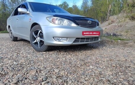 Toyota Camry V40, 2002 год, 650 000 рублей, 5 фотография