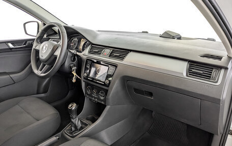 Skoda Rapid I, 2017 год, 925 000 рублей, 11 фотография