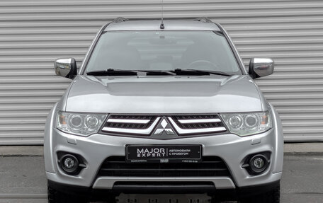 Mitsubishi Pajero Sport II рестайлинг, 2014 год, 1 970 000 рублей, 2 фотография