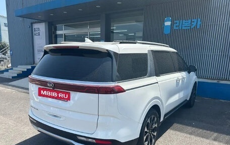 KIA Carnival, 2021 год, 2 900 000 рублей, 3 фотография