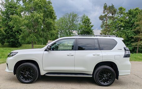 Toyota Land Cruiser Prado 150 рестайлинг 2, 2021 год, 8 750 000 рублей, 7 фотография