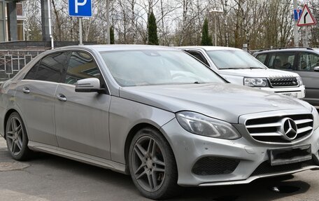 Mercedes-Benz E-Класс, 2013 год, 1 250 000 рублей, 4 фотография