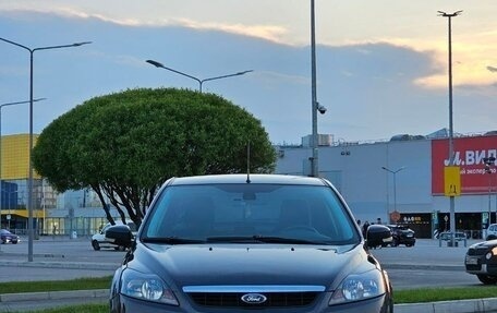 Ford Focus II рестайлинг, 2011 год, 750 000 рублей, 2 фотография