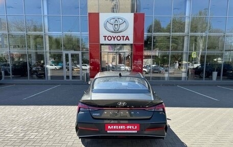 Hyundai Elantra, 2024 год, 2 750 000 рублей, 8 фотография