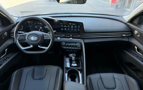 Hyundai Elantra, 2024 год, 2 750 000 рублей, 13 фотография
