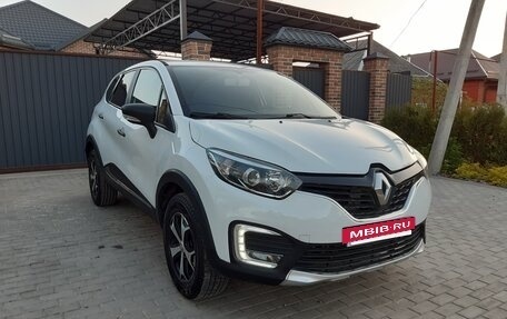 Renault Kaptur I рестайлинг, 2018 год, 1 055 000 рублей, 3 фотография