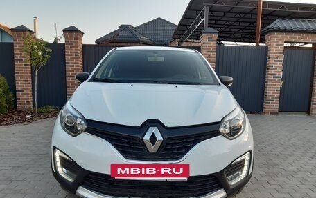 Renault Kaptur I рестайлинг, 2018 год, 1 055 000 рублей, 2 фотография