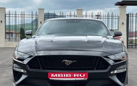 Ford Mustang VI рестайлинг, 2017 год, 2 550 000 рублей, 3 фотография