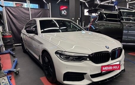 BMW 5 серия, 2020 год, 4 900 000 рублей, 2 фотография