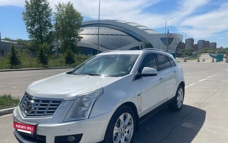 Cadillac SRX II рестайлинг, 2013 год, 1 700 000 рублей, 2 фотография