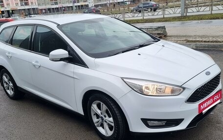 Ford Focus III, 2015 год, 1 100 000 рублей, 2 фотография