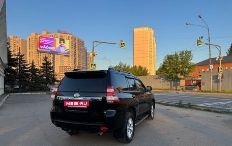 Toyota Land Cruiser Prado 150 рестайлинг 2, 2015 год, 3 450 000 рублей, 3 фотография
