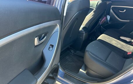 Hyundai i30 II рестайлинг, 2012 год, 920 000 рублей, 2 фотография