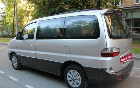 Hyundai Starex I рестайлинг, 2004 год, 660 000 рублей, 6 фотография