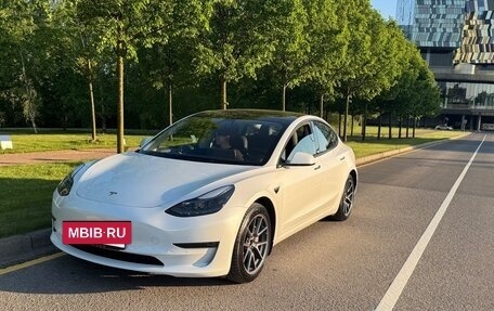 Tesla Model 3 I, 2021 год, 3 300 000 рублей, 2 фотография
