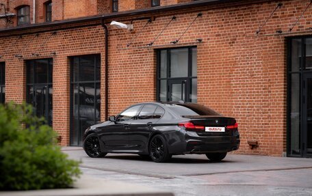 BMW 5 серия, 2019 год, 4 480 000 рублей, 5 фотография