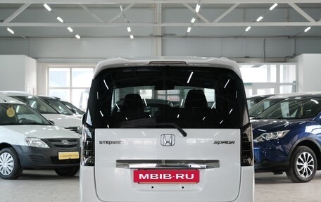 Honda Stepwgn IV, 2013 год, 2 049 000 рублей, 4 фотография