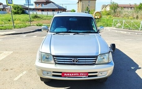 Toyota Land Cruiser Prado 90 рестайлинг, 2001 год, 1 690 000 рублей, 3 фотография