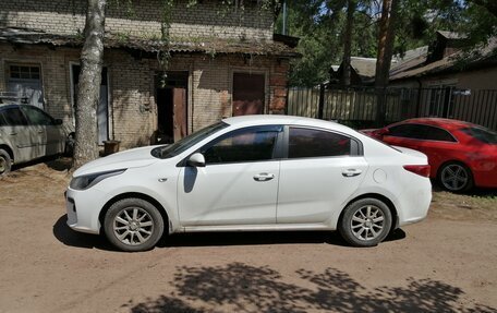 KIA Rio IV, 2017 год, 800 000 рублей, 2 фотография