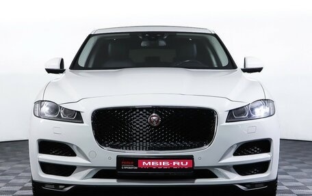 Jaguar F-Pace, 2016 год, 2 100 000 рублей, 2 фотография