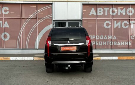 Mitsubishi Pajero Sport III рестайлинг, 2019 год, 2 850 000 рублей, 6 фотография