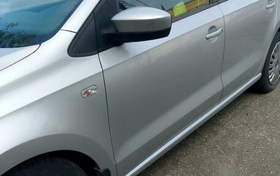 Volkswagen Polo VI (EU Market), 2015 год, 900 000 рублей, 1 фотография